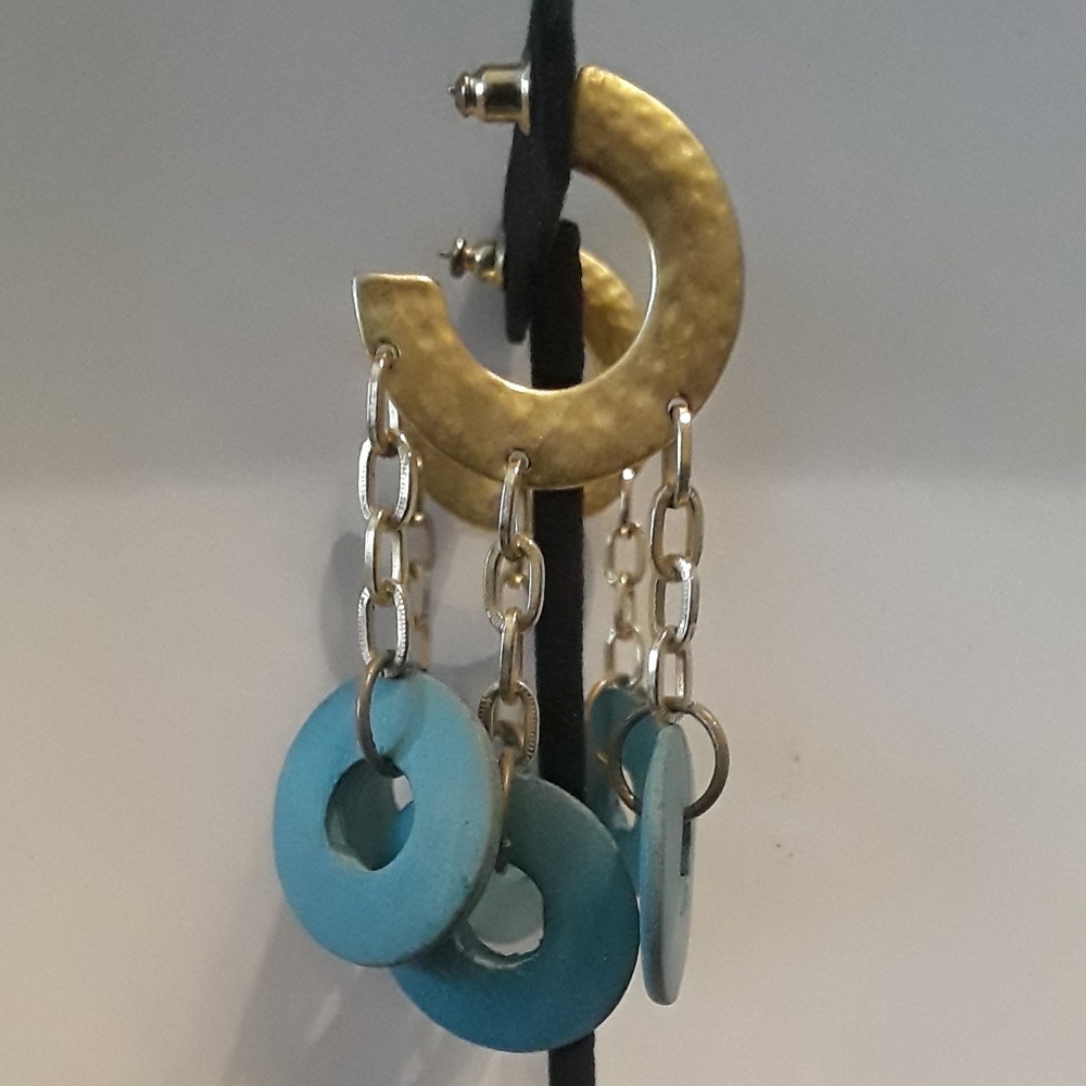 Hammered Golden chain and wood earrings